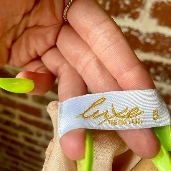 Luxe light pink sparkly dress - Picture 7 of 7